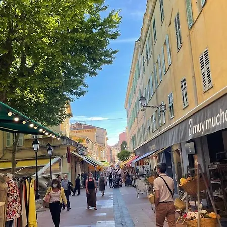 3 Pièces Vue Bord De Hyper Centre